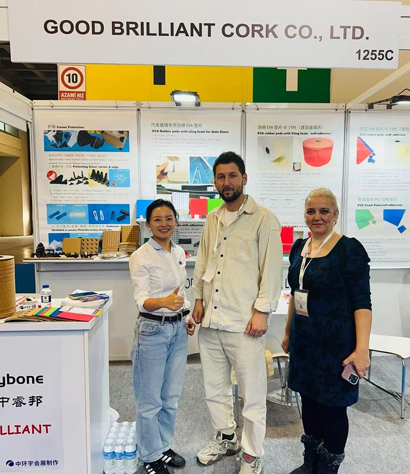 Ein voller Container auf dem Weg nach Großbritannien!